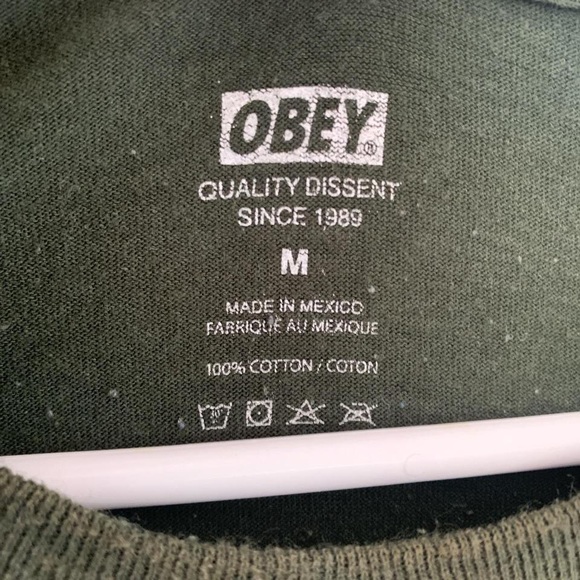 Obey tee-shirt - Picture 3 of 3